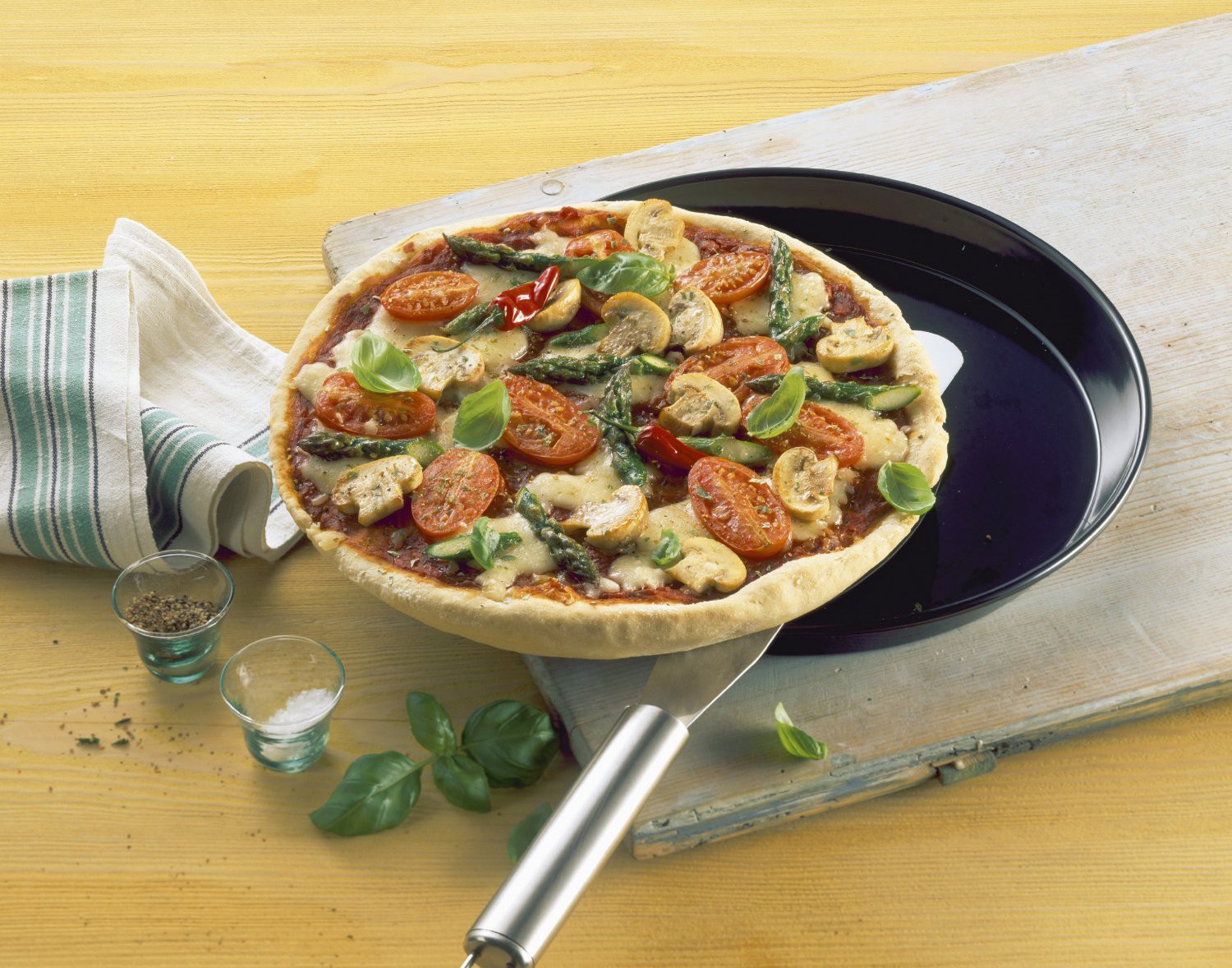 Kaiser Деко для піци Ø 28 см Cuisine Line | https://grandposuda.com.ua