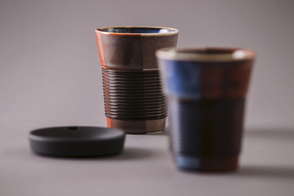 Kahla Чашка 0,35 л, с крышкой цвета природы Сupit To Go Mugs Magic Grip | https://grandposuda.com.ua