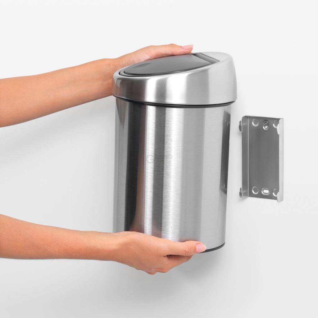 Brabantia Мусорный бак 3 л матовый стальной Touch Bin | https://grandposuda.com.ua