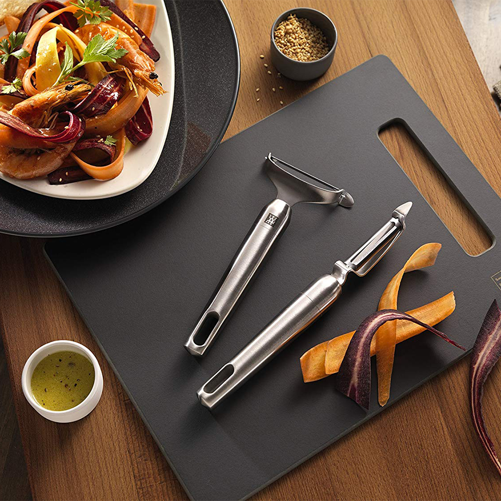 Zwilling Овощечистка с движущимся лезвием 20,8 см Pro | https://grandposuda.com.ua