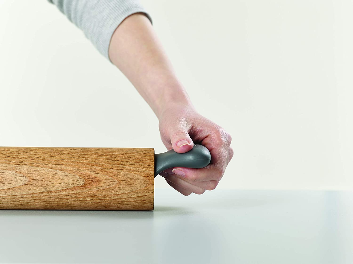 Joseph Joseph Скалка 40 см Grip-Pin | https://grandposuda.com.ua