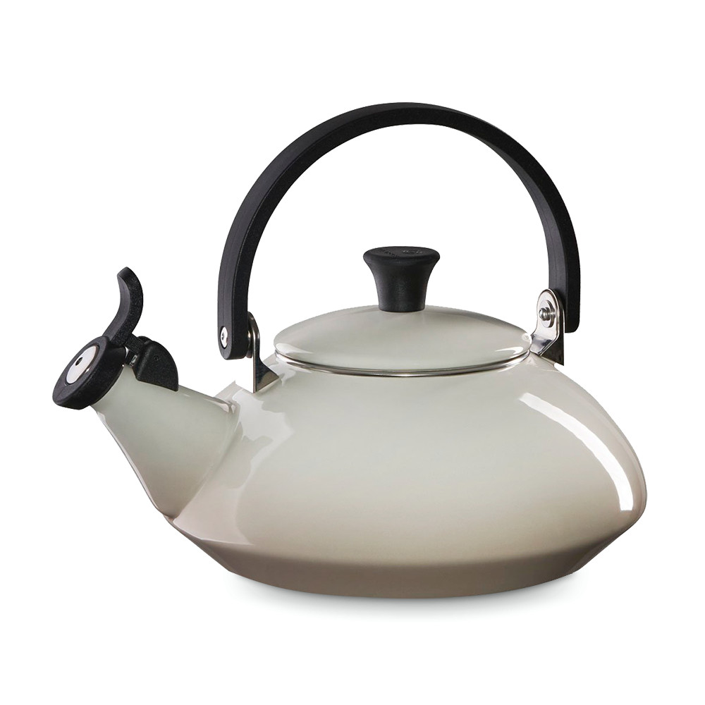Le Creuset Чайник со свистком Zen 1,5 л меренга Meringue | https://grandposuda.com.ua