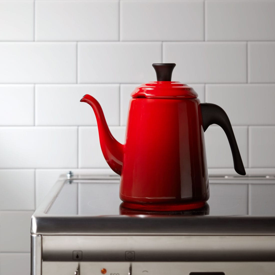 Le Creuset Чайник для пуровера 0,7 л, черный Black | https://grandposuda.com.ua