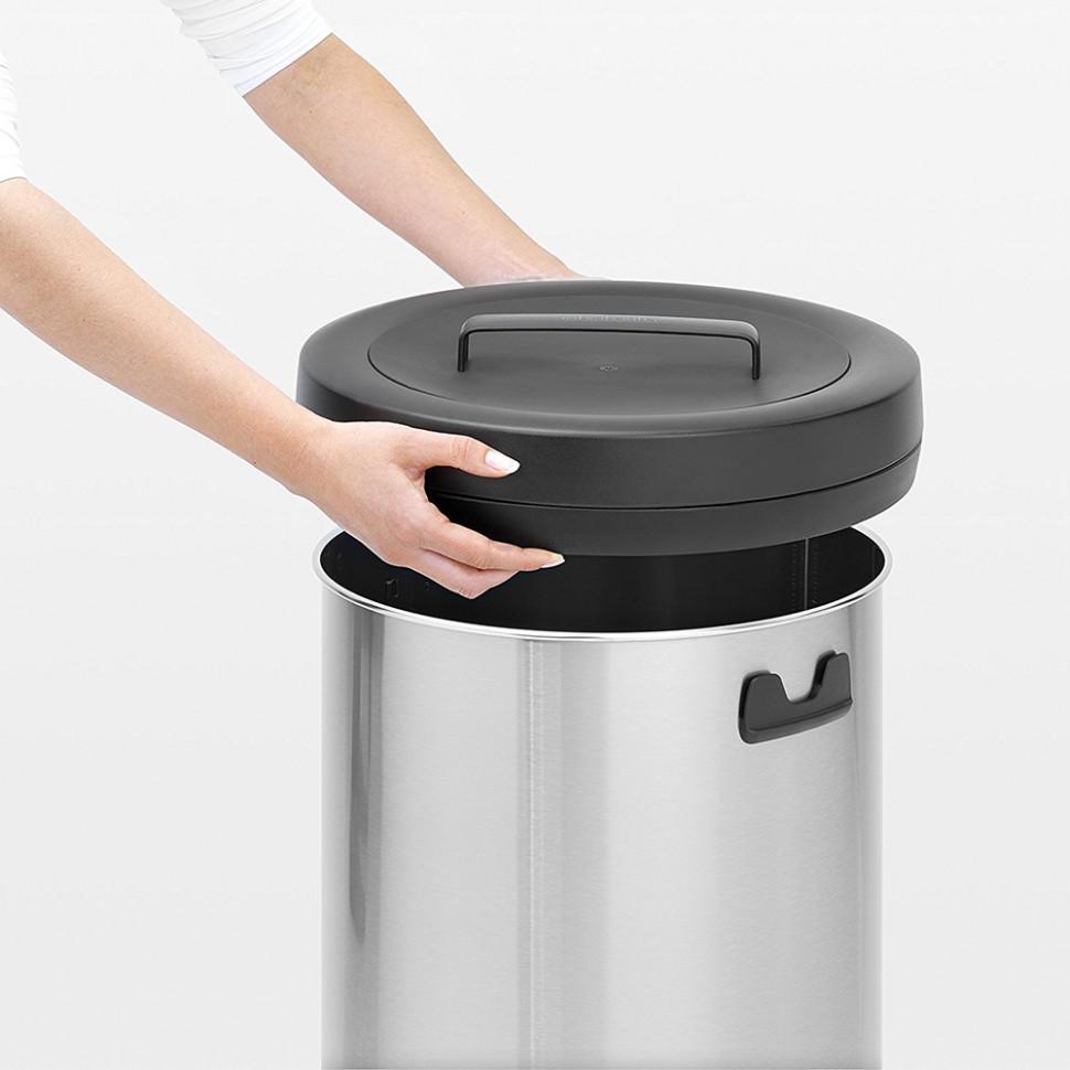 Brabantia Мусорный бак 60 л матовый стальной с защитой от отпечатков пальцев Big Bin | https://grandposuda.com.ua