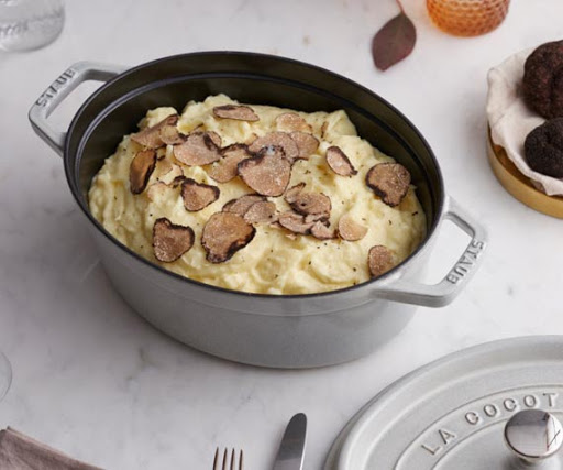 Staub Каструля / жаровня овальна 29 см з кришкою біла White Truffle | https://grandposuda.com.ua