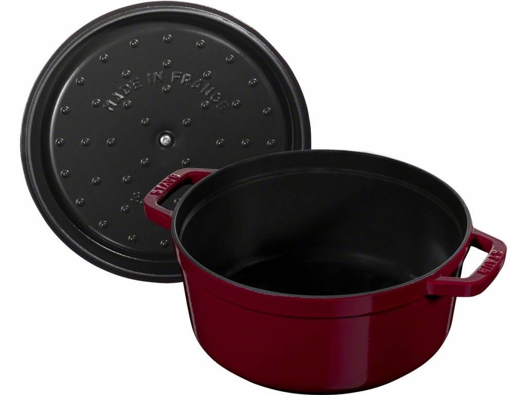 Staub Кастрюля / жаровня 18 см с крышкой бордовая | https://grandposuda.com.ua