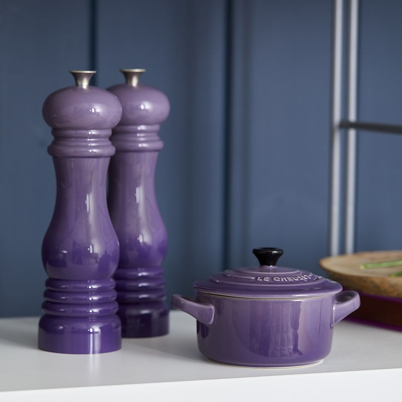 Le Creuset Мельница для соли 21 см Ultra Violet | https://grandposuda.com.ua