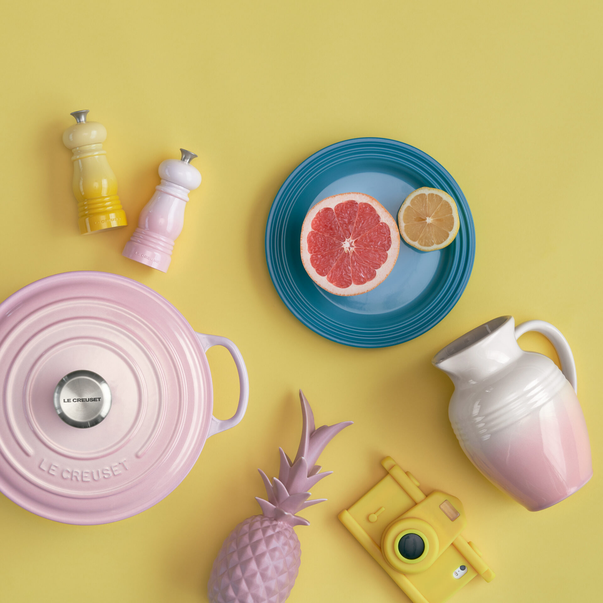 Le Creuset Набір з 2 млинів для солі і перцю 11 см Shell Pink | https://grandposuda.com.ua