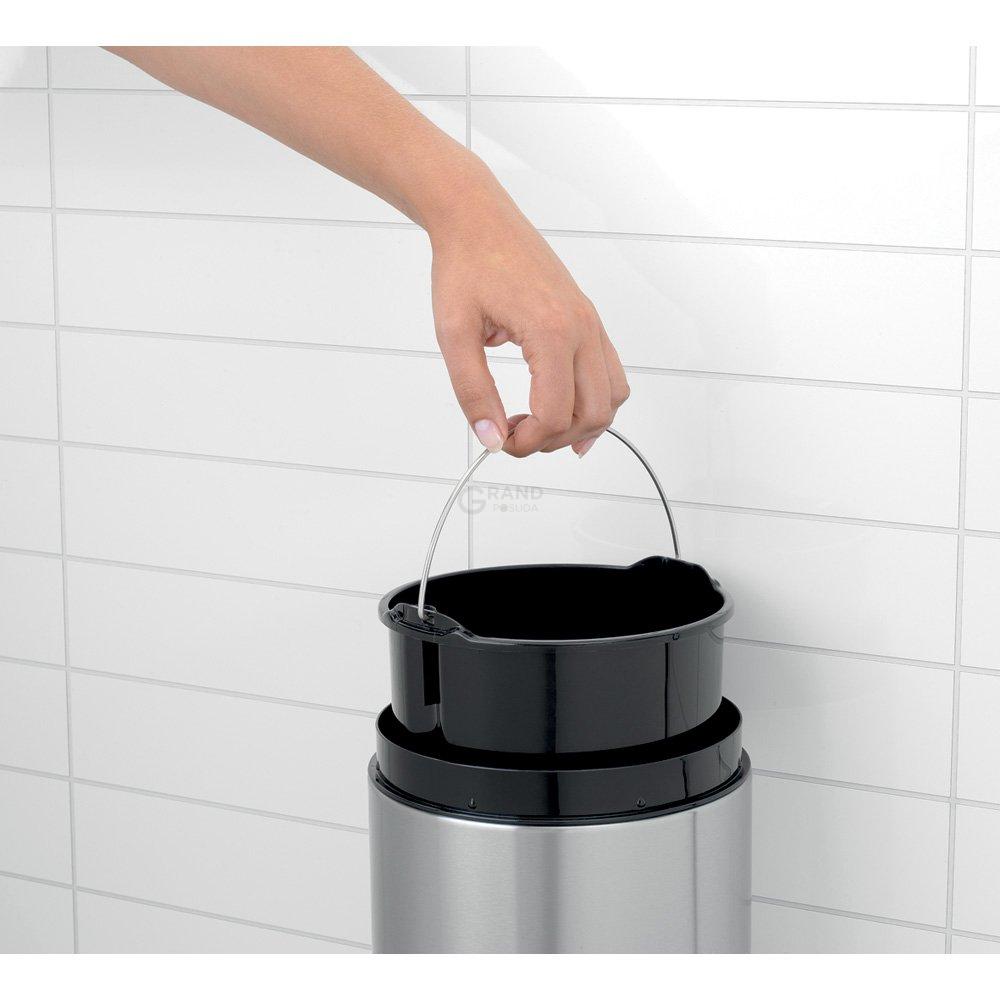 Brabantia Мусорный бак 5 л матовый стальной с защитой от отпечатков пальцев Slide Bin | https://grandposuda.com.ua