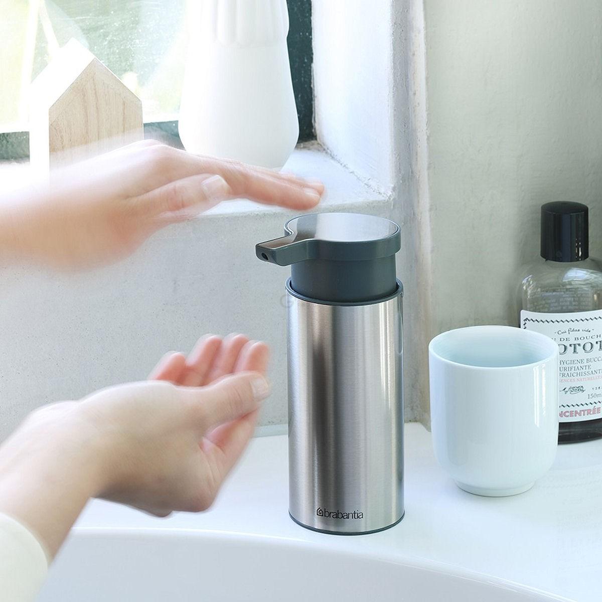 Brabantia Дозатор для рідкого мила сталевий Classic | https://grandposuda.com.ua