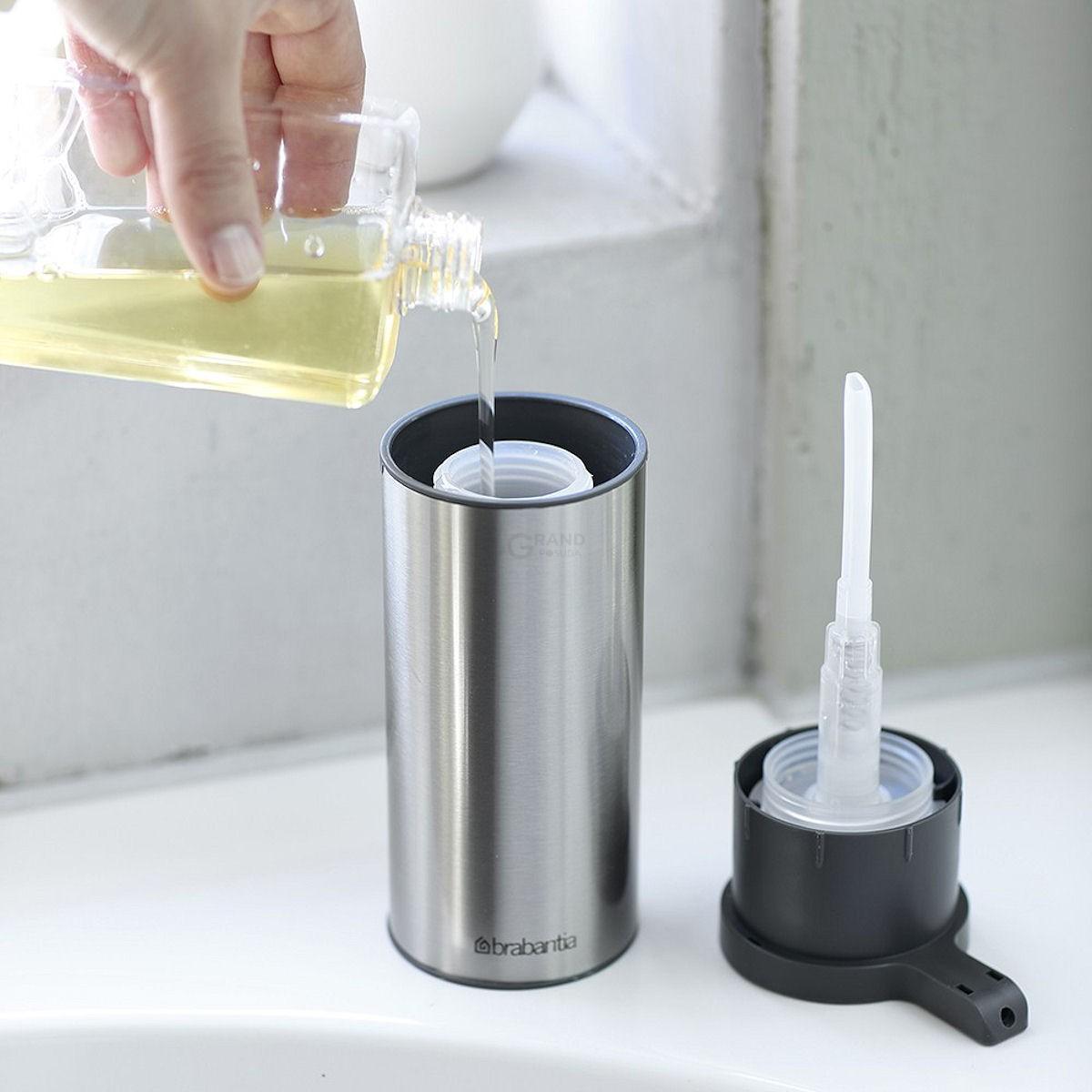 Brabantia Дозатор для рідкого мила сталевий Classic | https://grandposuda.com.ua