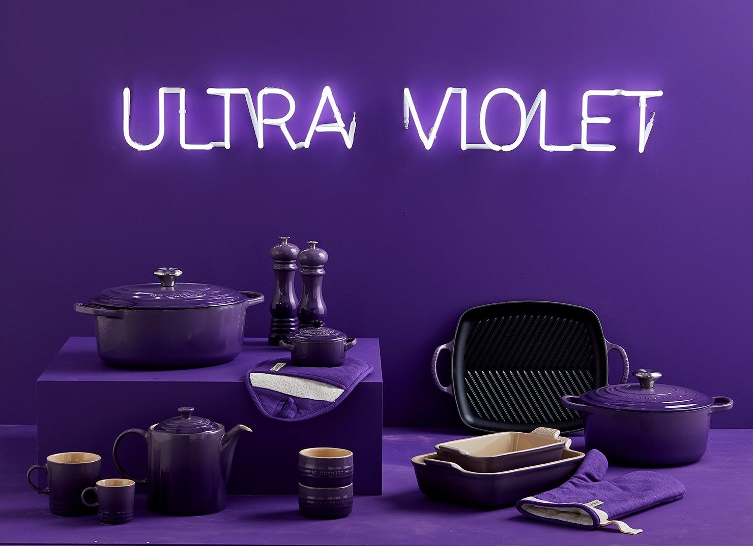 Le Creuset Кружка 350 мл Ultra Violet | https://grandposuda.com.ua