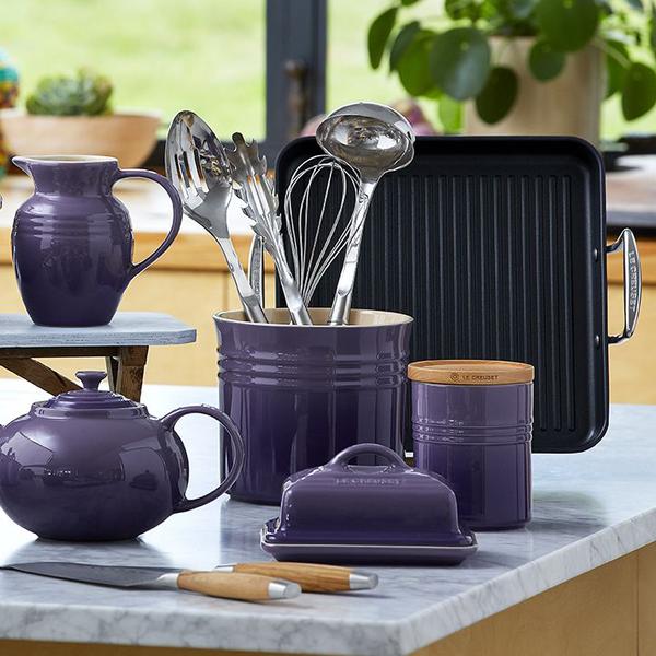 Le Creuset Емкость для кухонных аксессуаров 1,1 л, фиолетовая | https://grandposuda.com.ua
