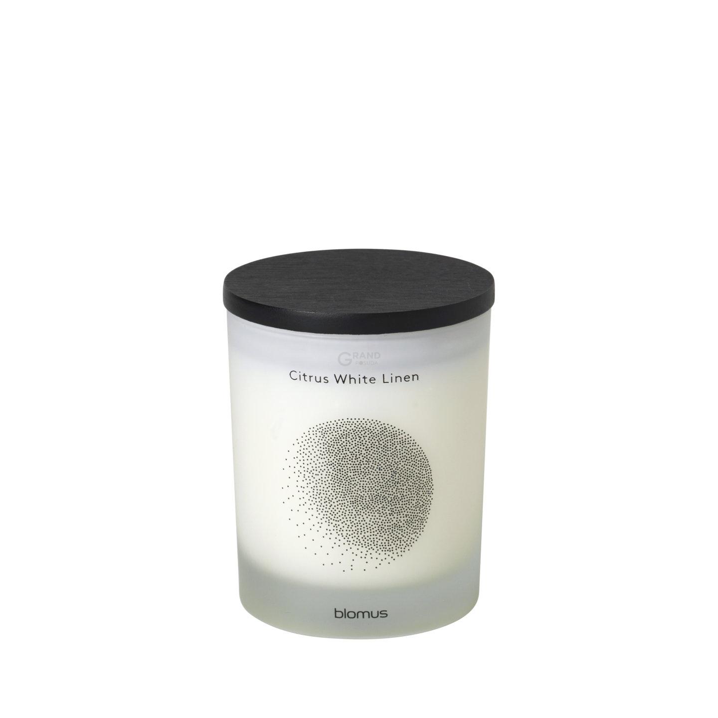 Blomus Свічка ароматична 7 х 8 см Citrus White Linen Flavo | https://grandposuda.com.ua