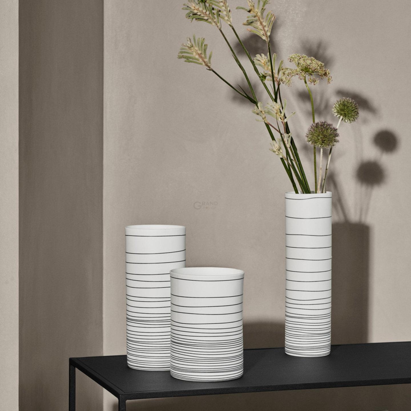 Blomus Ваза 28 см біла S Zebra | https://grandposuda.com.ua
