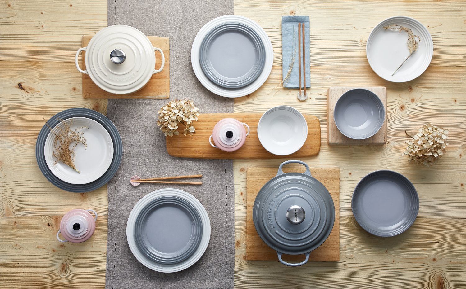 Le Creuset Тарелка обеденная 27 см Perlgrau | https://grandposuda.com.ua