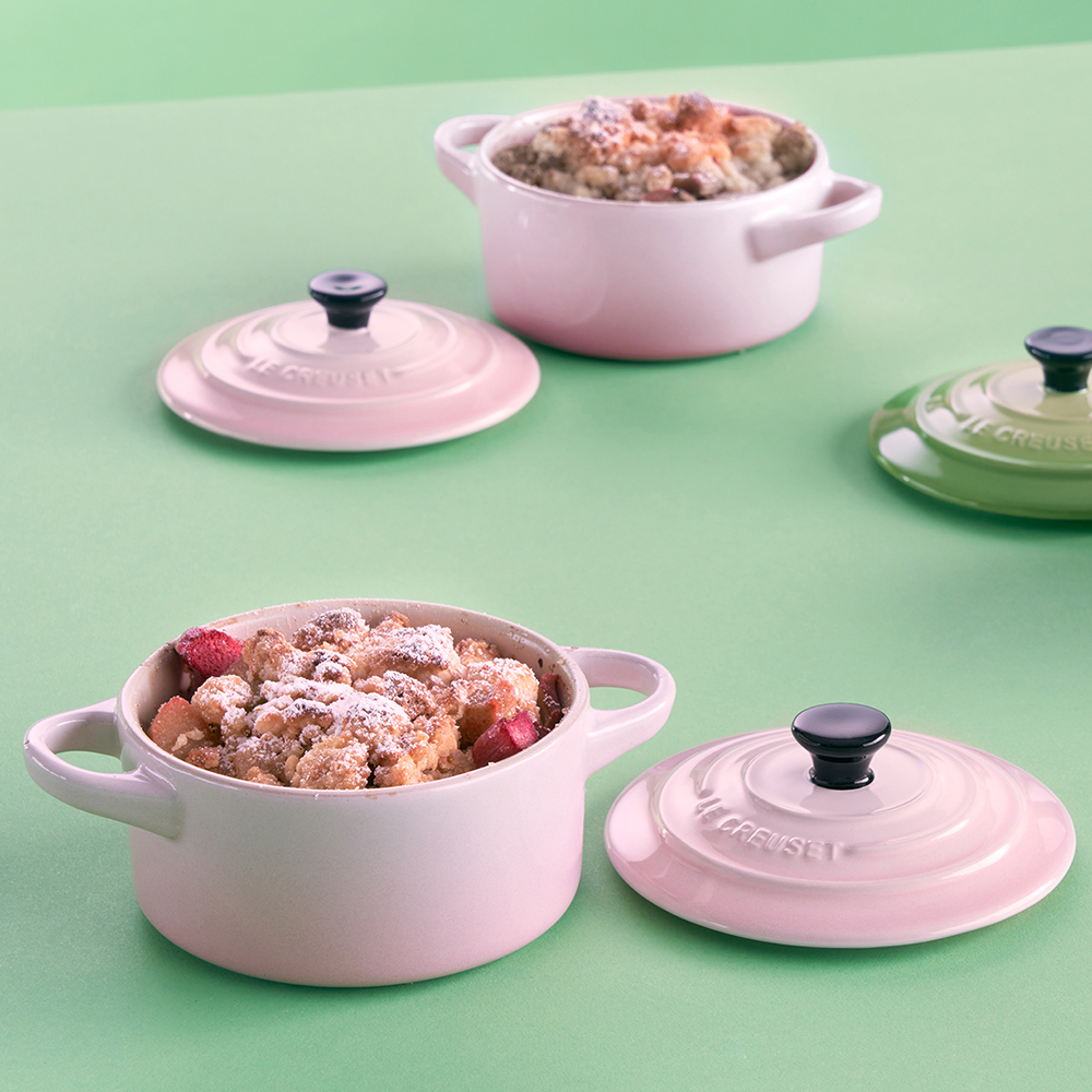 Le Creuset Міні-Кокотниця 10 см Shell Pink | https://grandposuda.com.ua