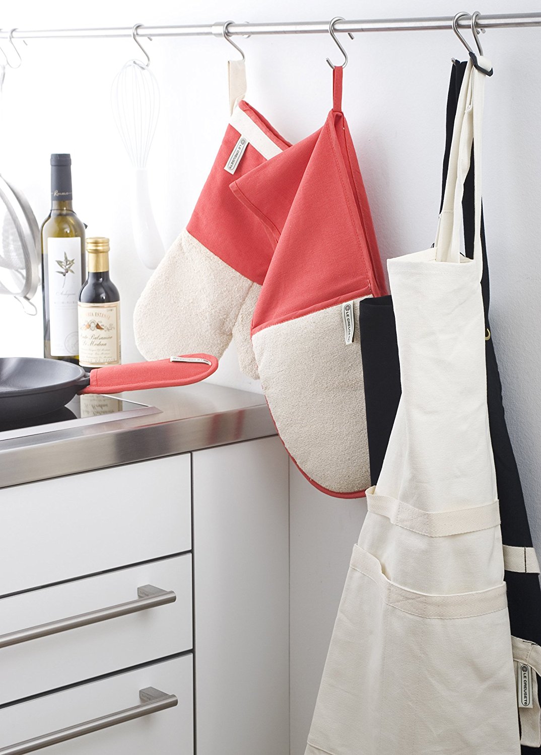 Le Creuset Рушник для духовки чорне Klassik | https://grandposuda.com.ua