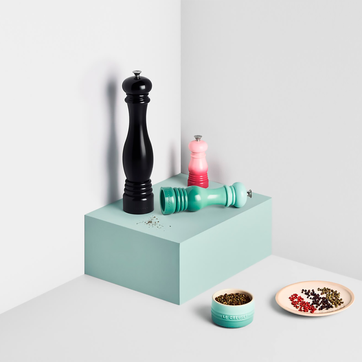 Le Creuset Мельница для соли 30 см Cerise | https://grandposuda.com.ua