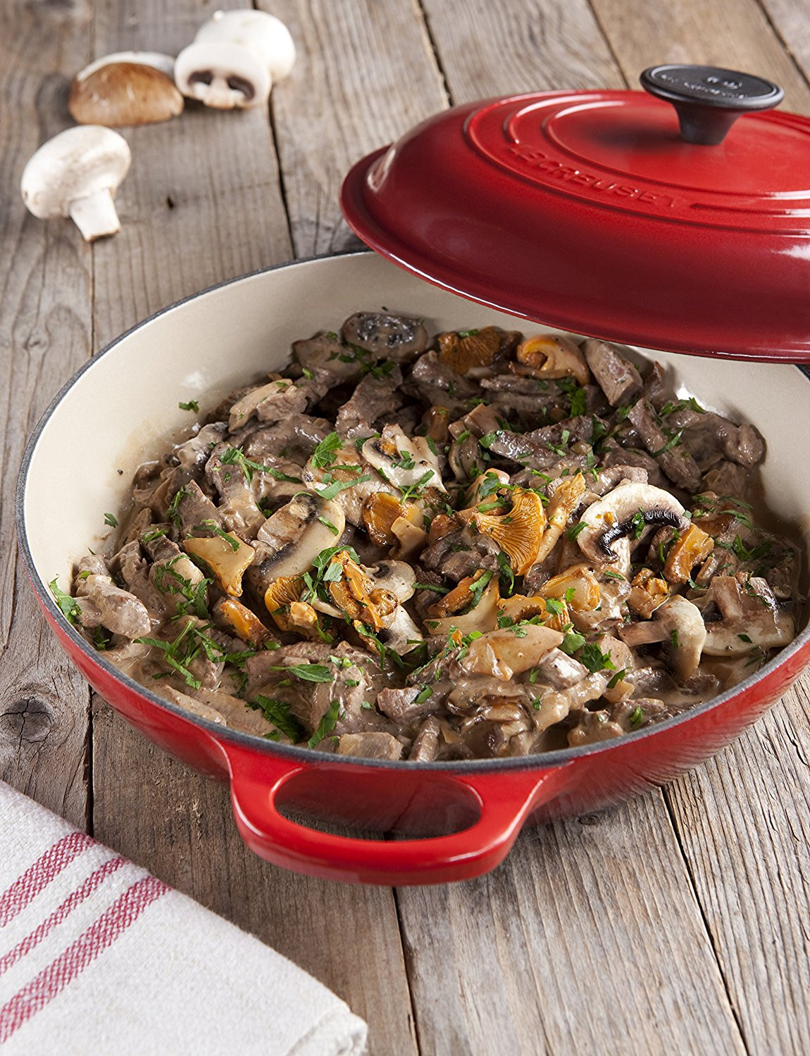Le Creuset Сотейник високий з кришкою 26 см, антипригару покриття | https://grandposuda.com.ua