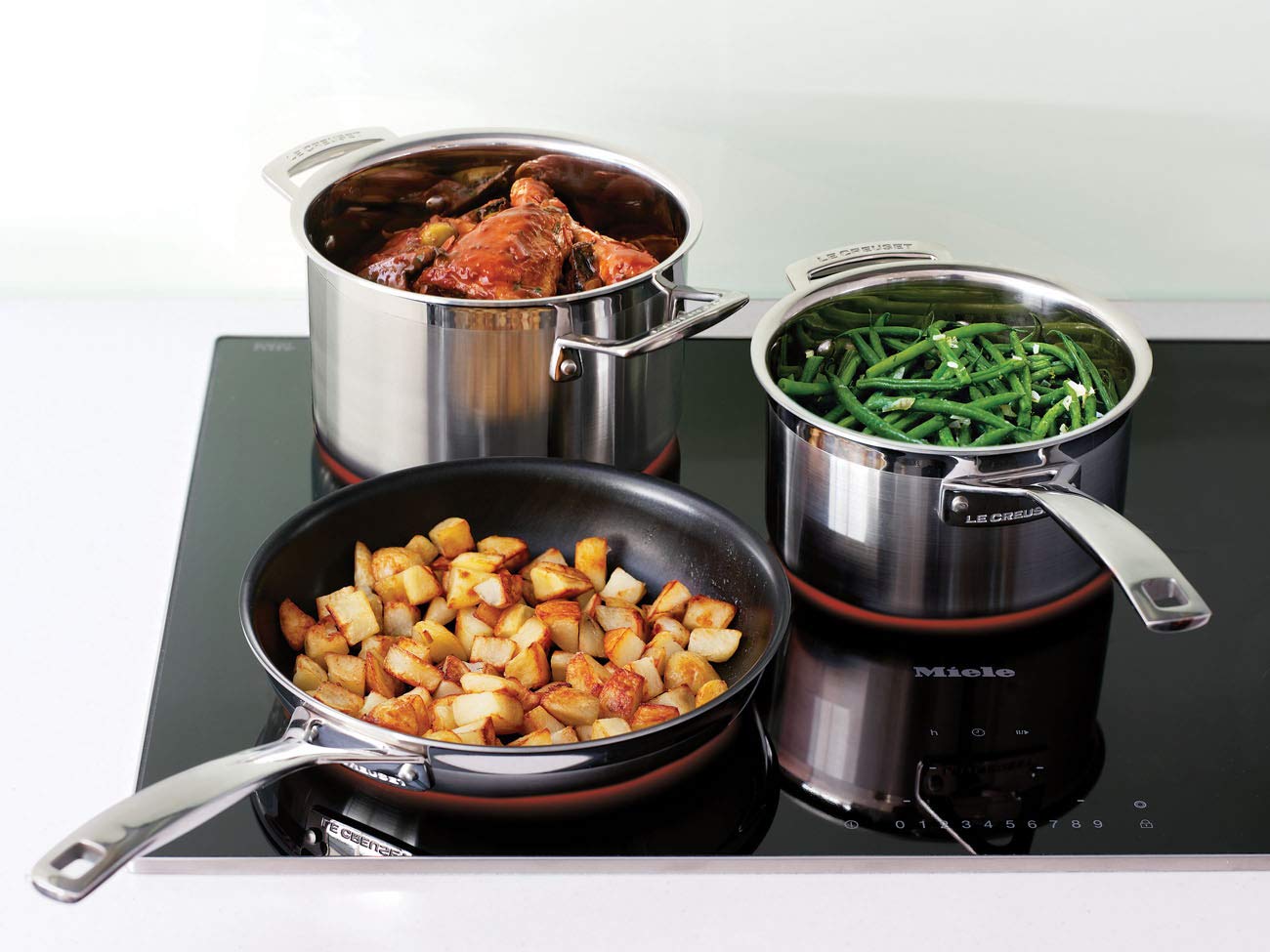 Le Creuset Сковорода з антипригарним покриттям 3Ply 24 см, чорний | https://grandposuda.com.ua