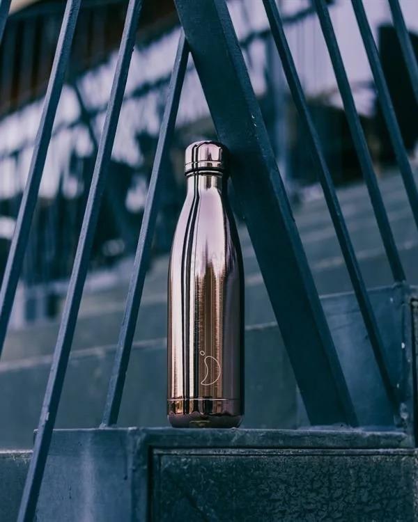 Вакуумна пляшка для води 0,5 л, кольору рожевого золота Chrome Rose Gold CHILLYS | https://grandposuda.com.ua