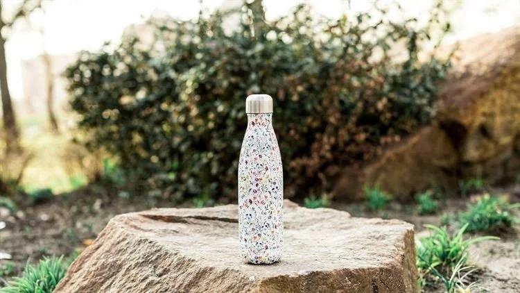 Вакуумна пляшка для води 0,5 л, кольорова Floral Meadow CHILLYS | https://grandposuda.com.ua