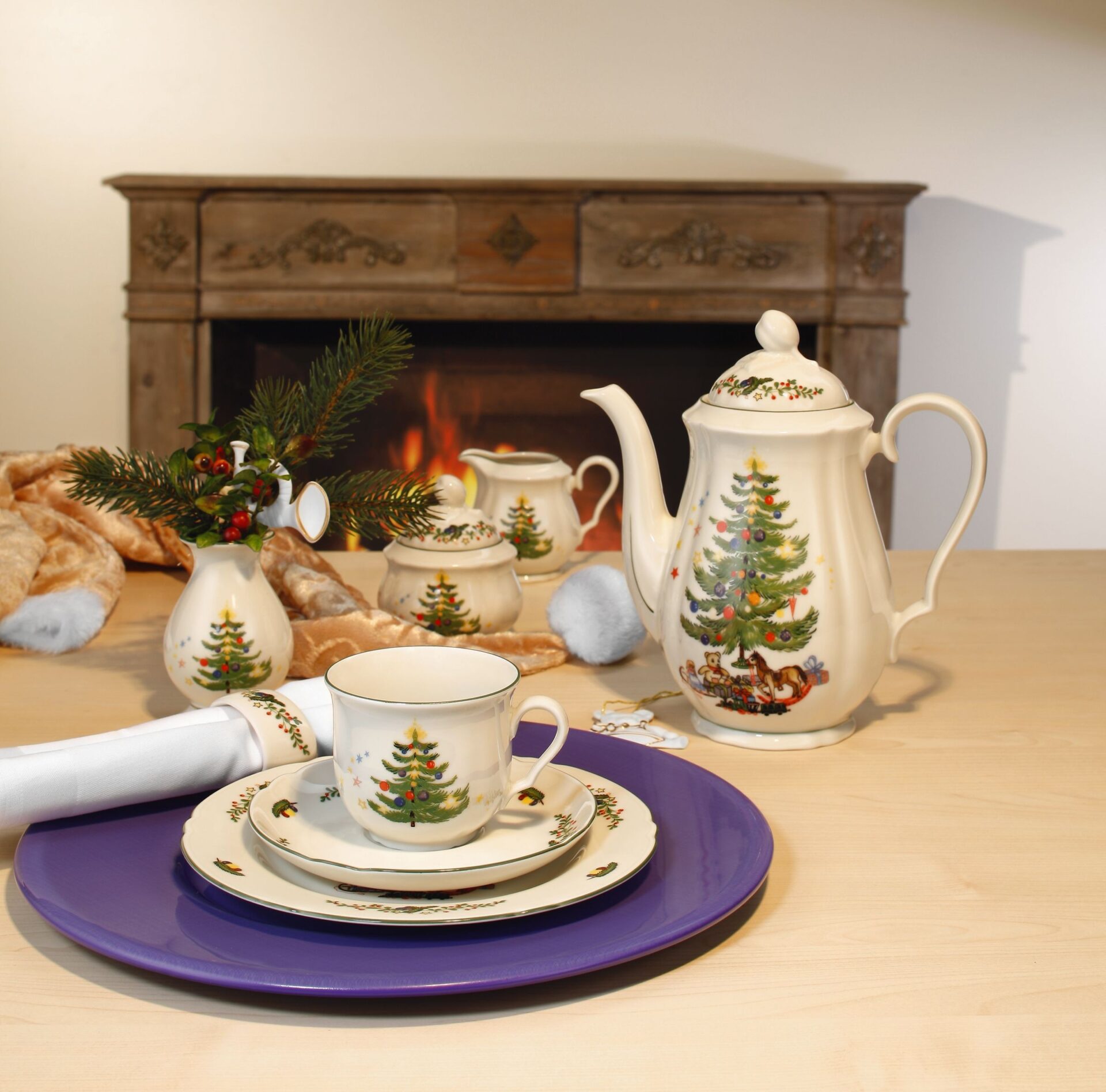 Seltmann Weiden Блюдце к чашке для кофе 14.5 см Weihnachten Marie-Luise | https://grandposuda.com.ua