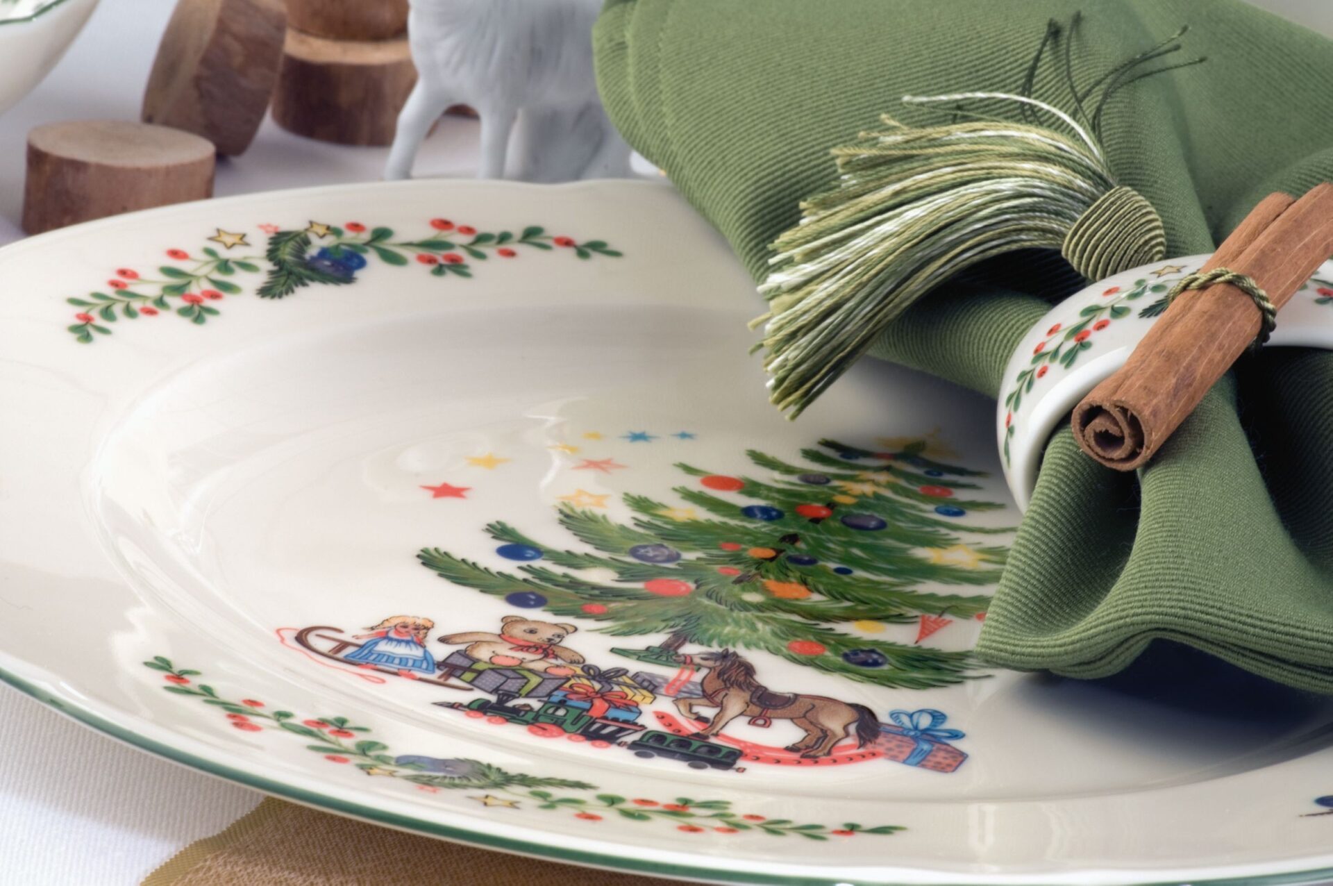 Seltmann Weiden Тарілка пиріжкова 17 см Weihnachten Marie-Luise | https://grandposuda.com.ua